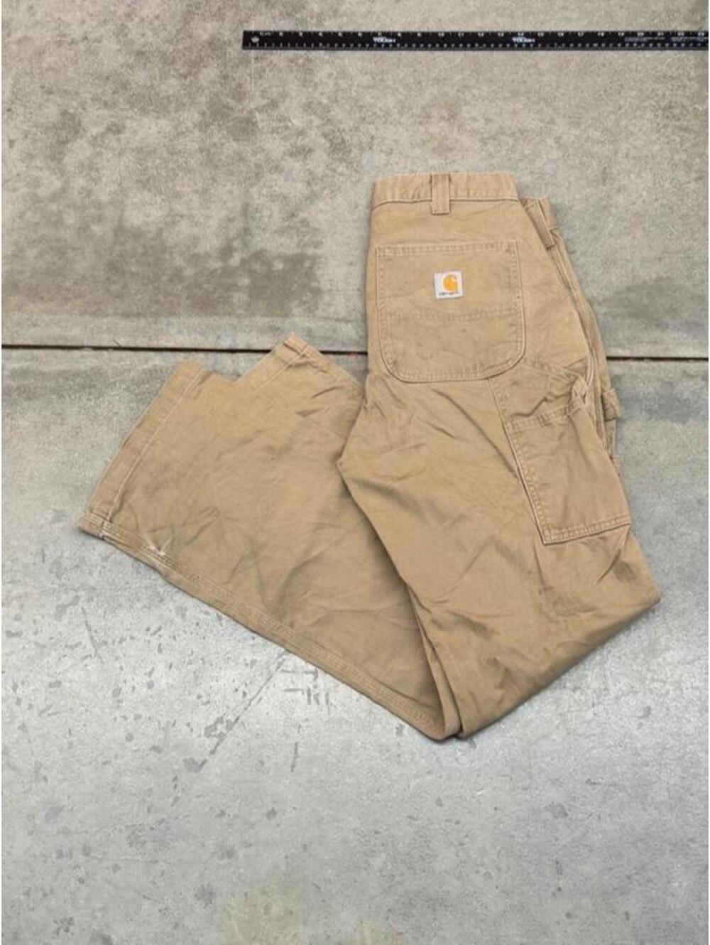 vintage carhartt beige relaxed baggy fit cargo pants size 32 x 32